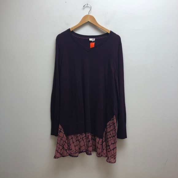 Logo purple tunic